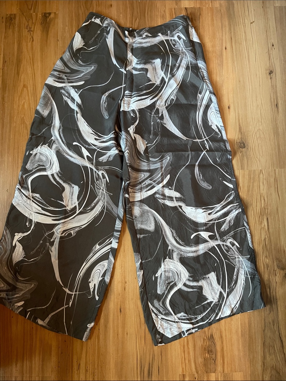 Athleta Black Wide-Leg Pants with White Swirl Design
